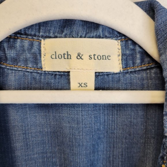 Cloth & Stone Blue Button Down Shirt - Picture 5 of 6